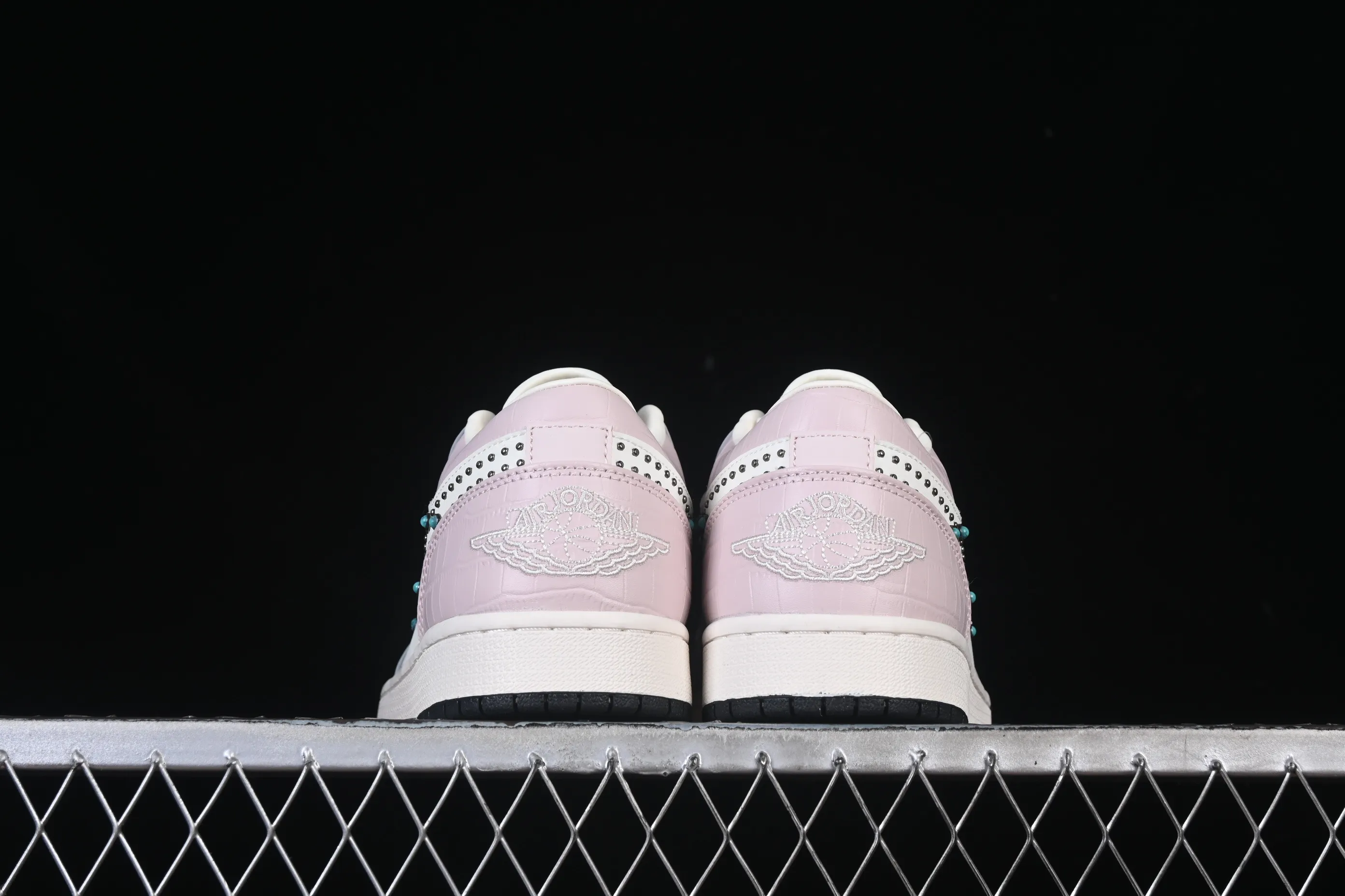 All categories Air Jordan Jordan series basketball shoes Air Jordan 1 Low Air Jordan 1 Low AJ1 Joe 1 emerald hook low-top cultural casual sneakers IH7319-001